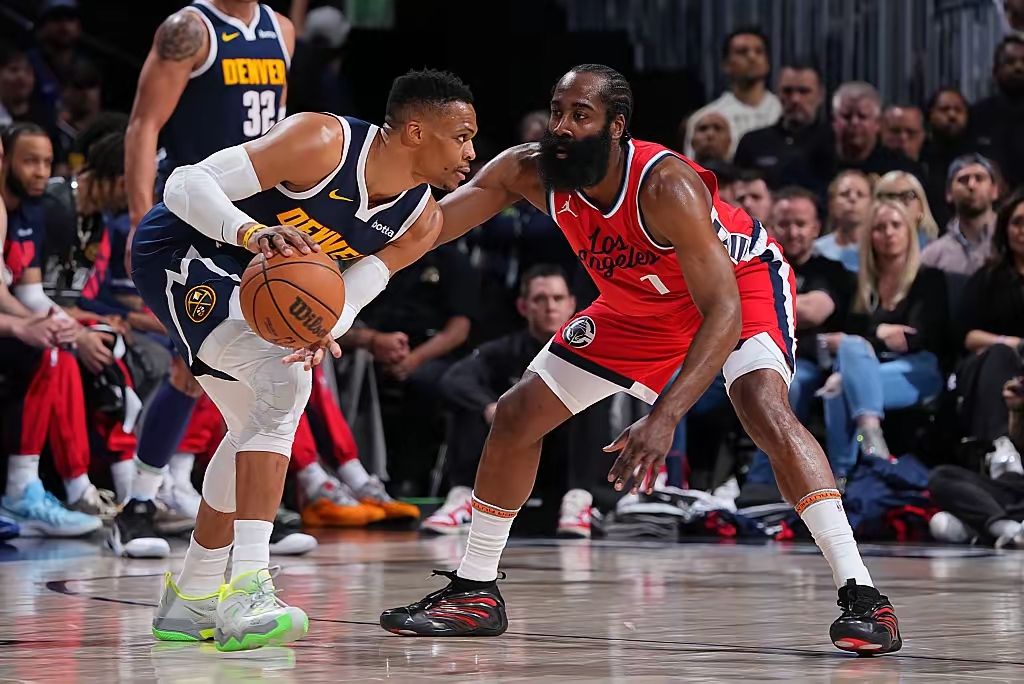 鹈鹕鏖战快船,布伦森状态火热 鹈鹕鏖战快船,布伦森状态火热