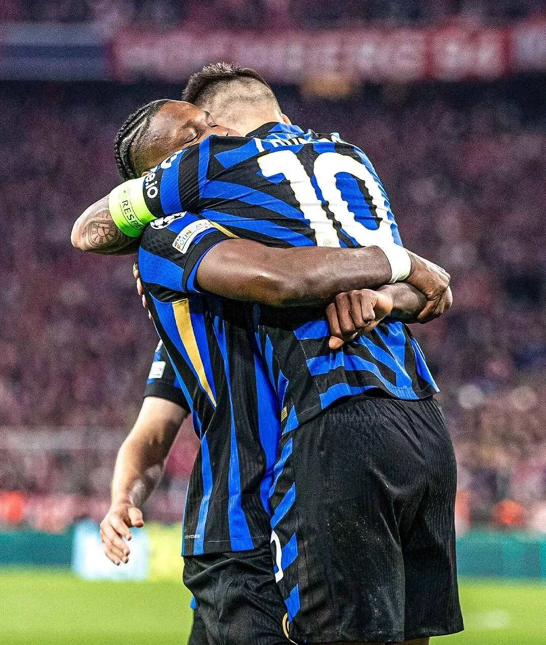 国际米兰完胜德国，卡瓦哈尔关键制胜