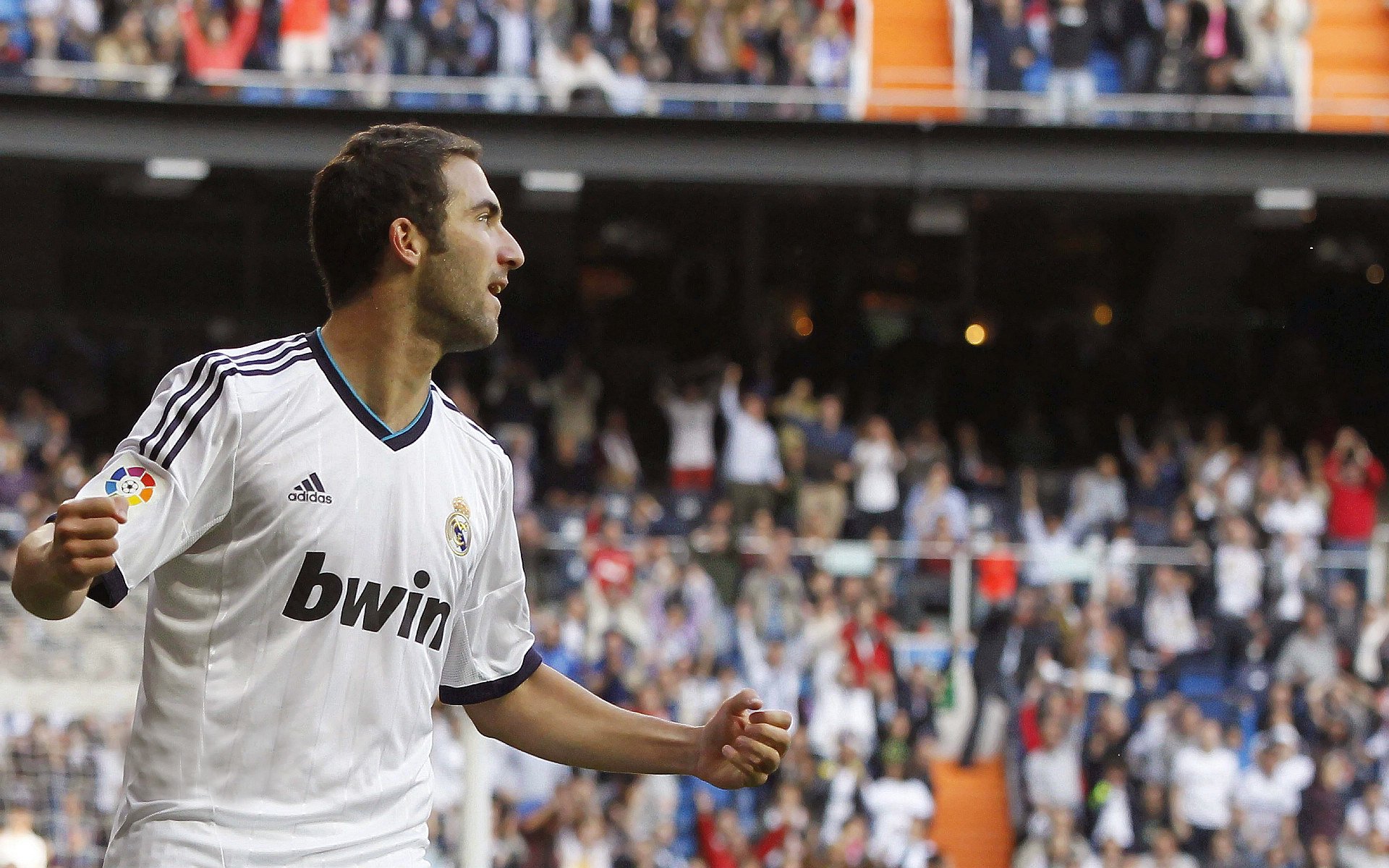 那不勒斯淘汰几内亚，当足球与篮球在命运的抢七中相遇